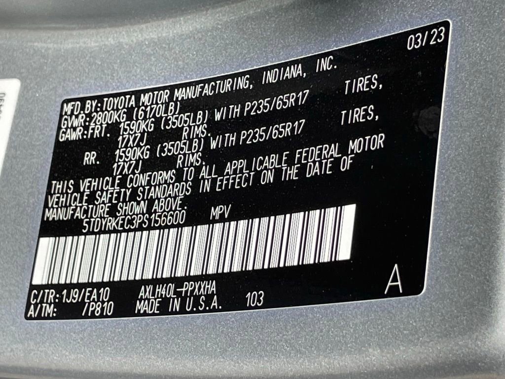 2023 Toyota Sienna XLE