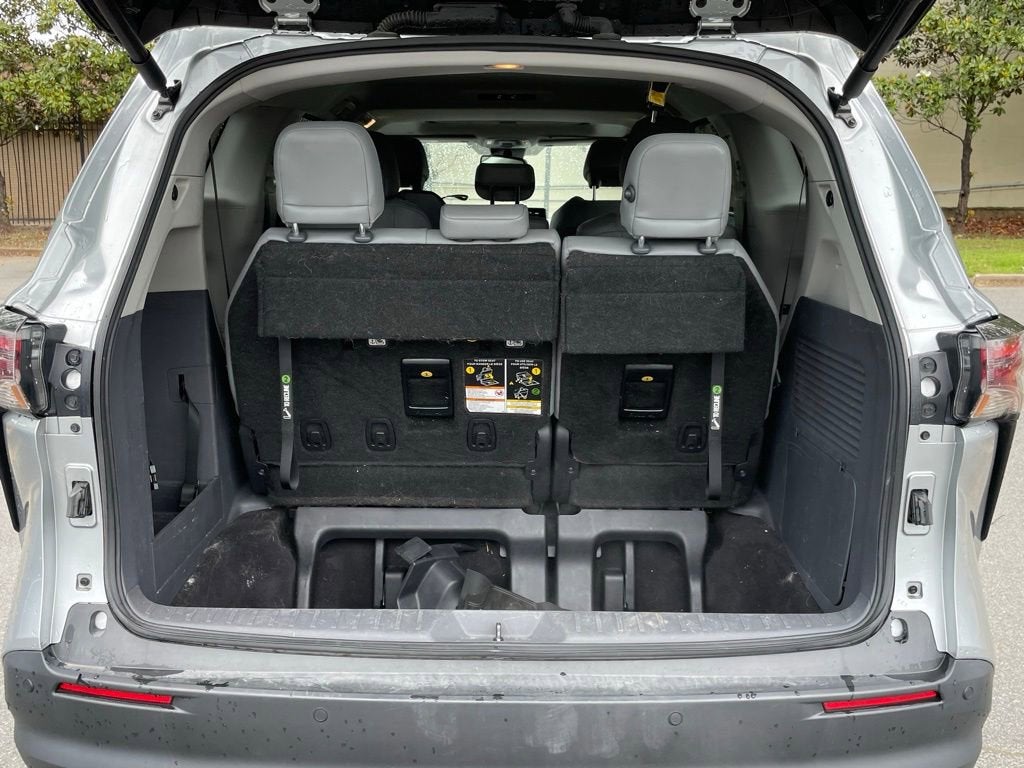 2023 Toyota Sienna XLE