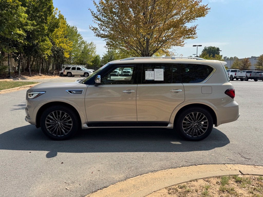2023 INFINITI QX80 SENSORY