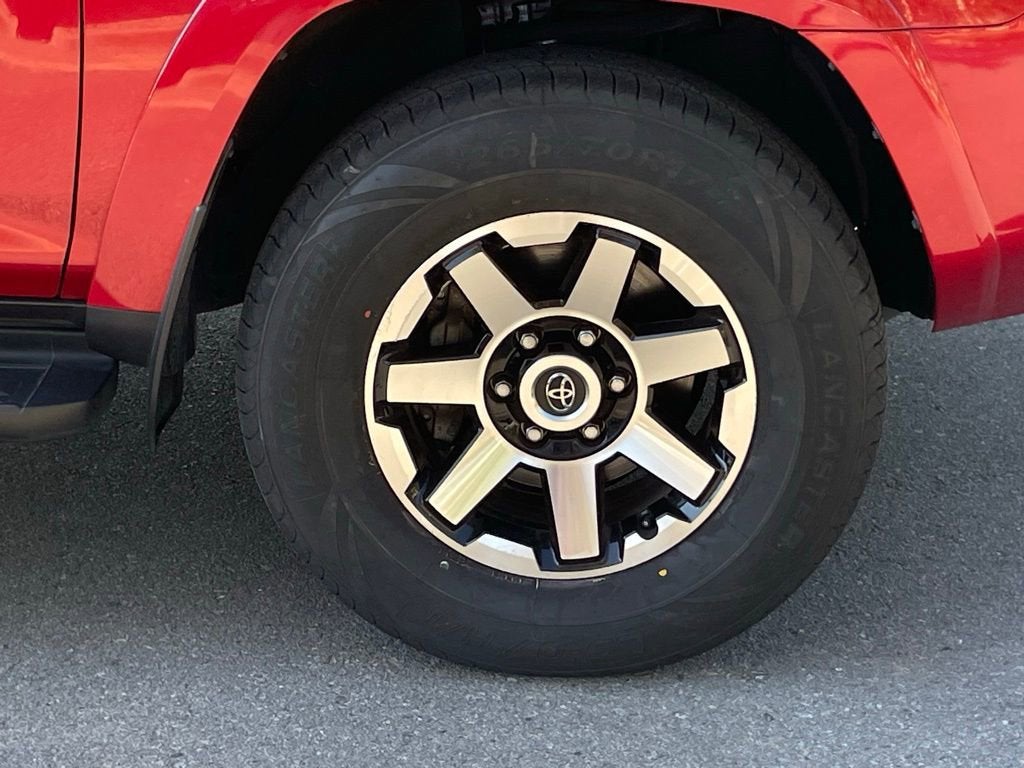 2024 Toyota 4Runner TRD Off Road