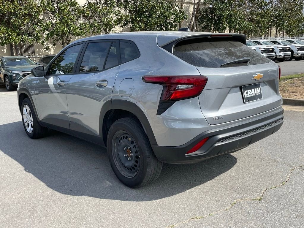2025 Chevrolet Trax LS