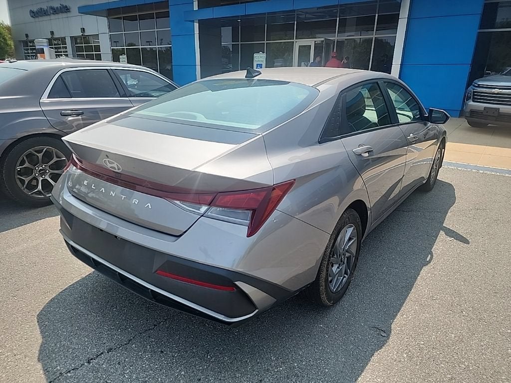 2024 Hyundai Elantra SEL