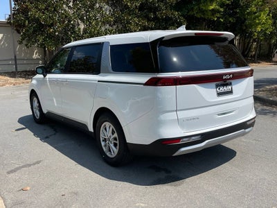 2024 Kia Carnival LX