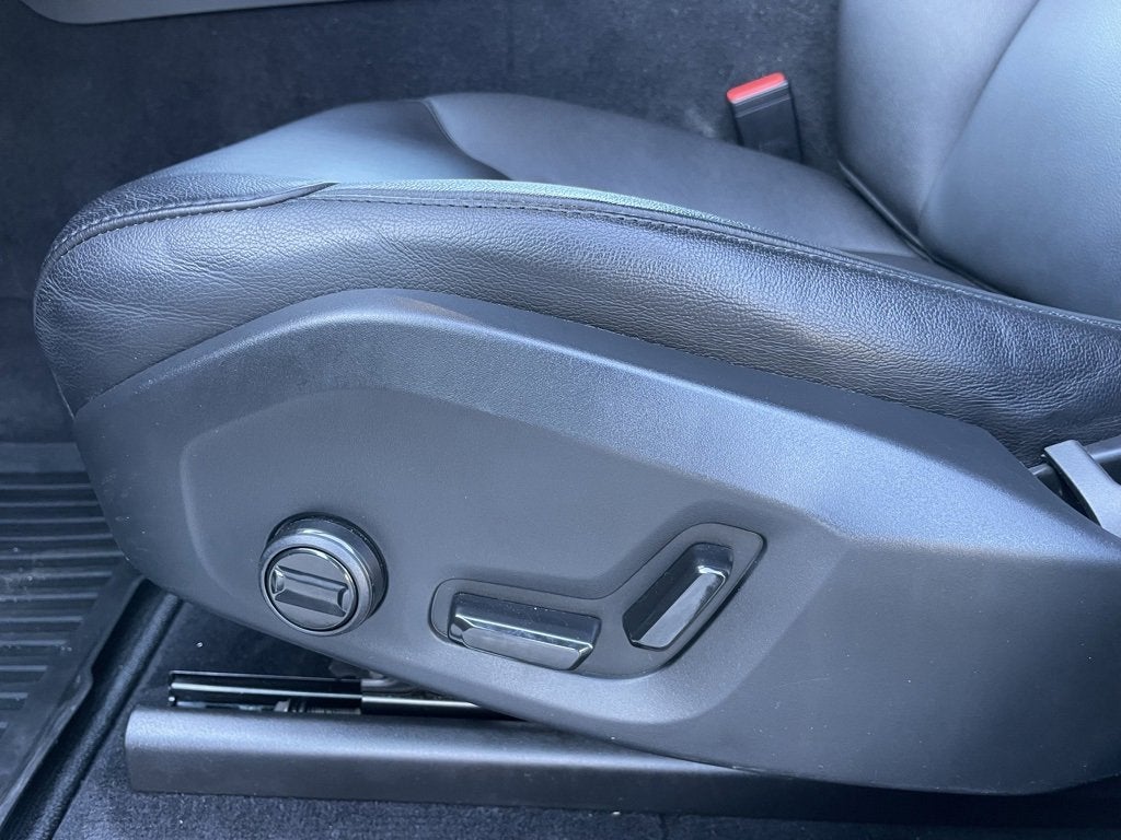 2023 Volvo XC60 Core