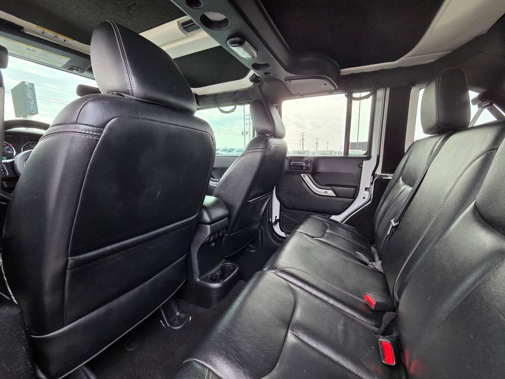 2017 Jeep Wrangler Unlimited Sahara