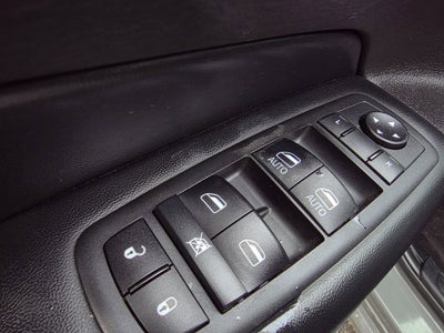 2020 Jeep GRAND CHEROKEE Base