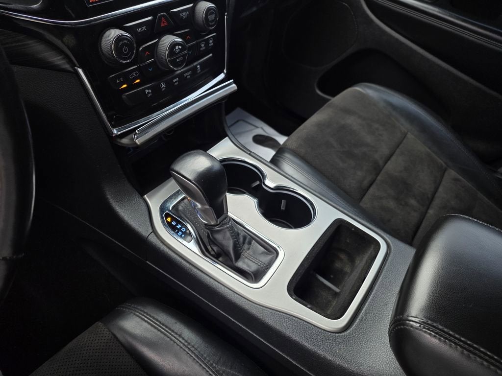 2020 Jeep GRAND CHEROKEE Base