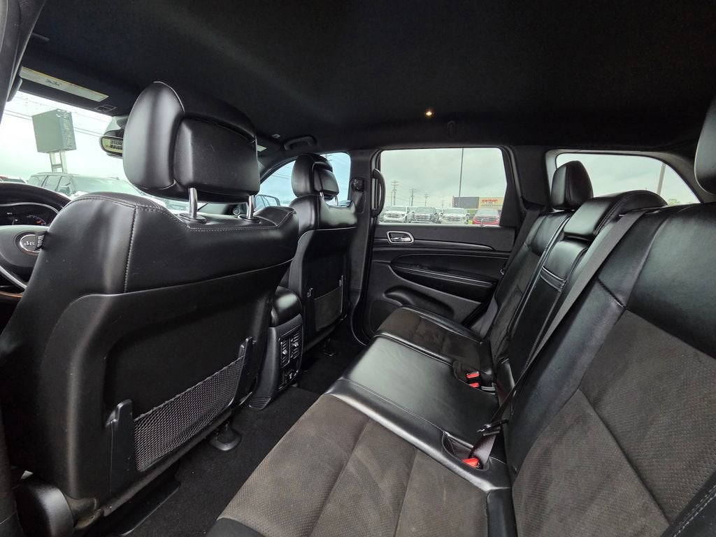 2020 Jeep GRAND CHEROKEE Base