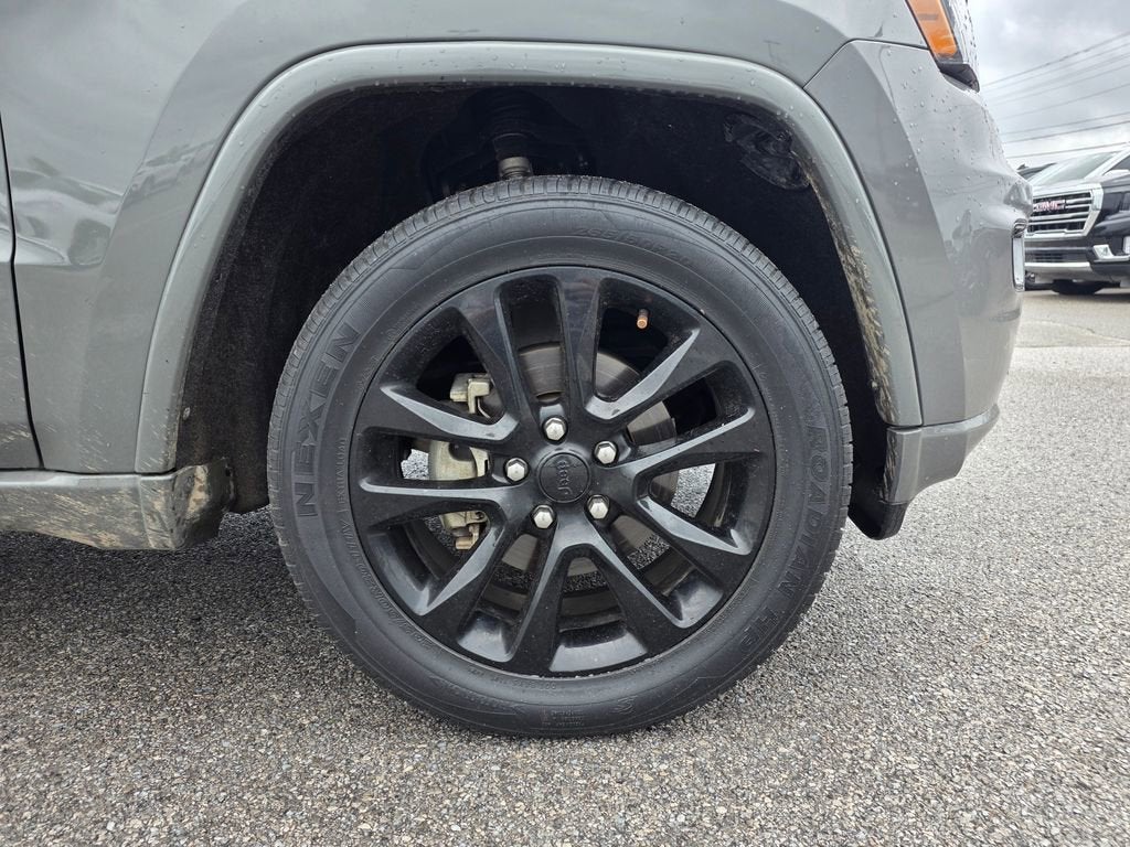 2020 Jeep GRAND CHEROKEE Base