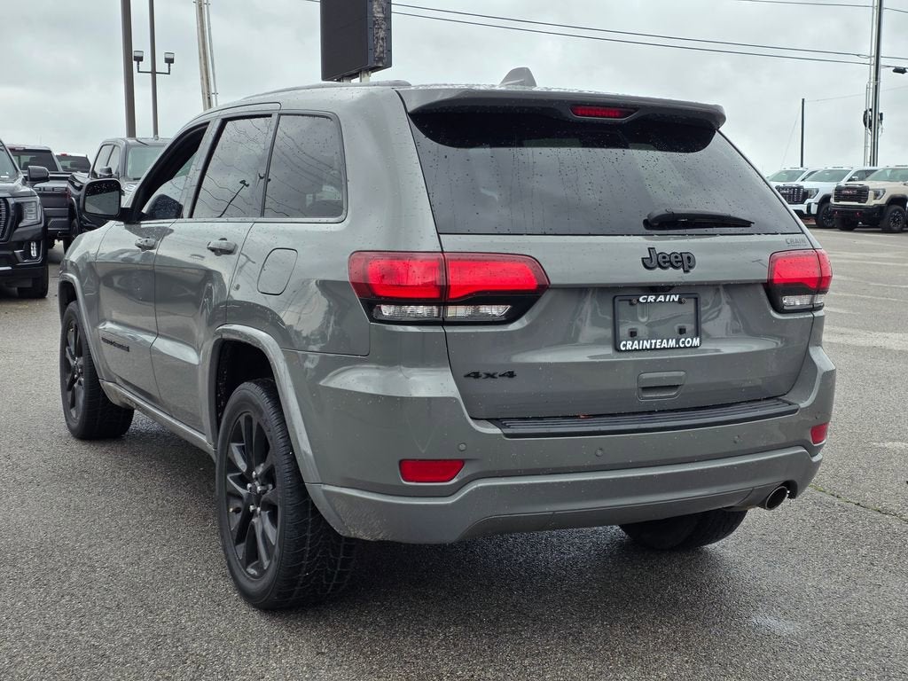 2020 Jeep GRAND CHEROKEE Base