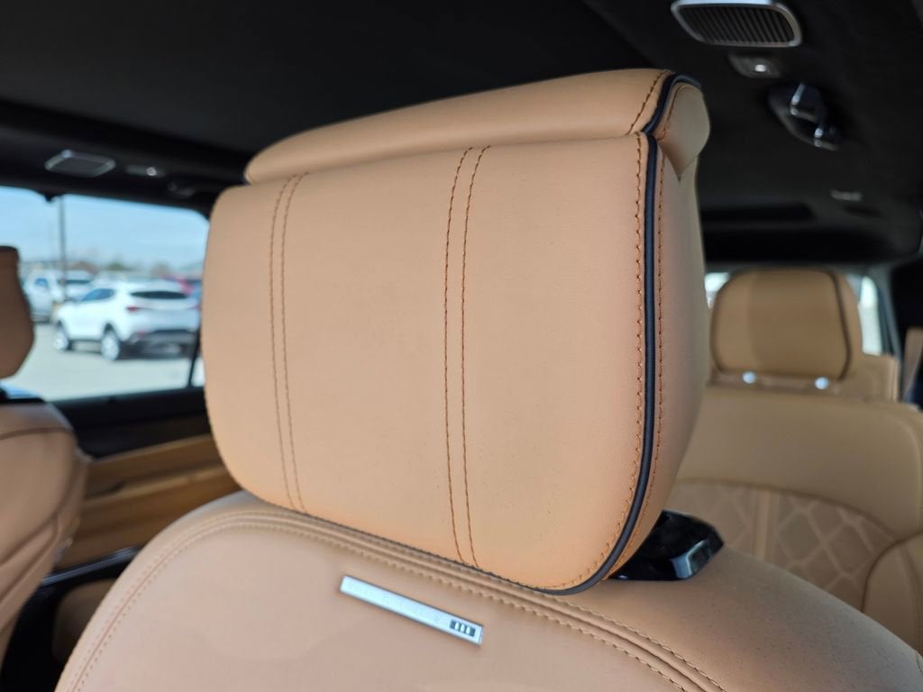 2025 Jeep Grand Wagoneer Series III Obsidian