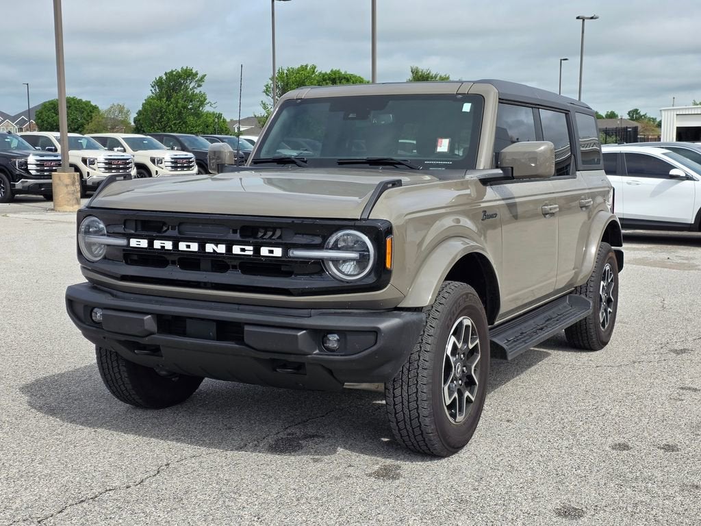 2025 Ford Bronco Outer Banks