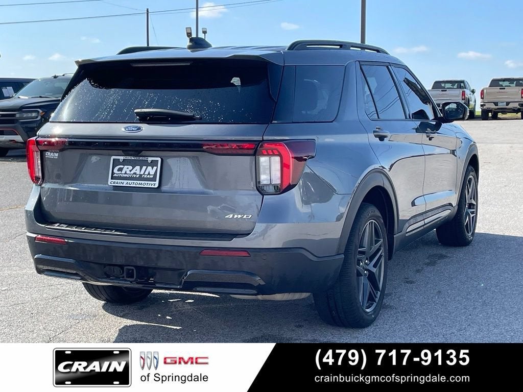 2025 Ford Explorer ST-Line