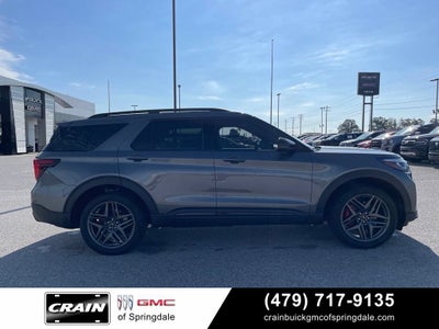 2025 Ford Explorer ST-Line