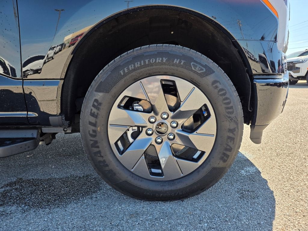 2024 Ford F-150 Lightning Flash