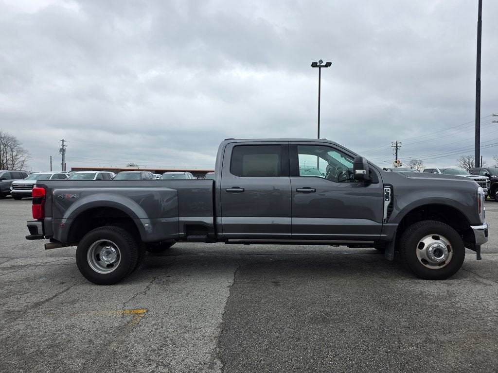 2024 Ford Super Duty F-350 DRW XLT