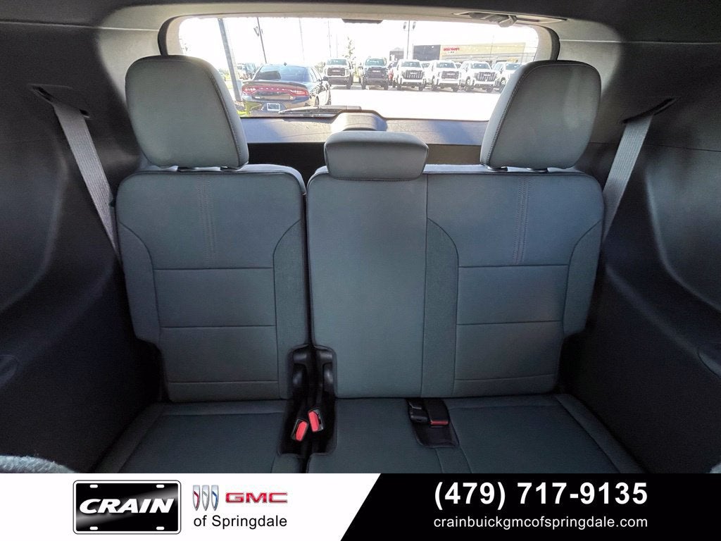 2027 GMC Acadia AT4