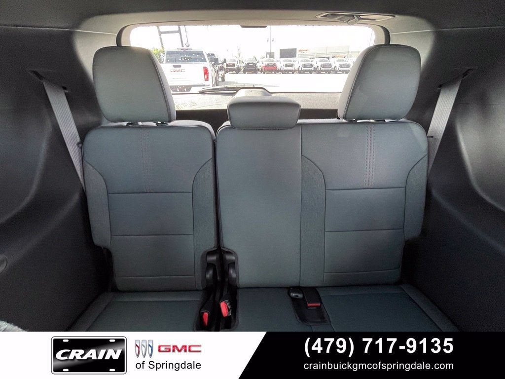 2027 GMC Acadia AT4