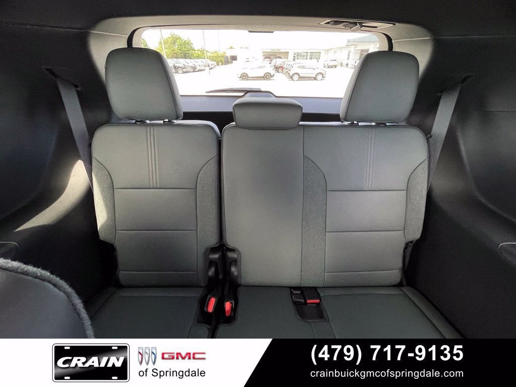 2027 GMC Acadia AT4