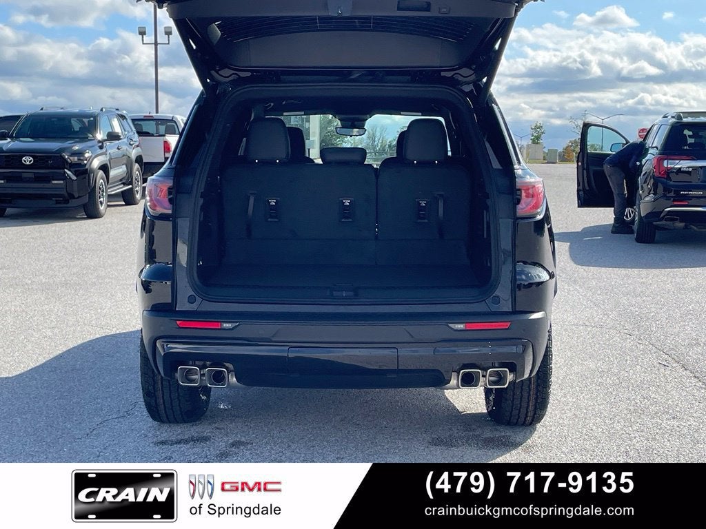 2027 GMC Acadia AT4