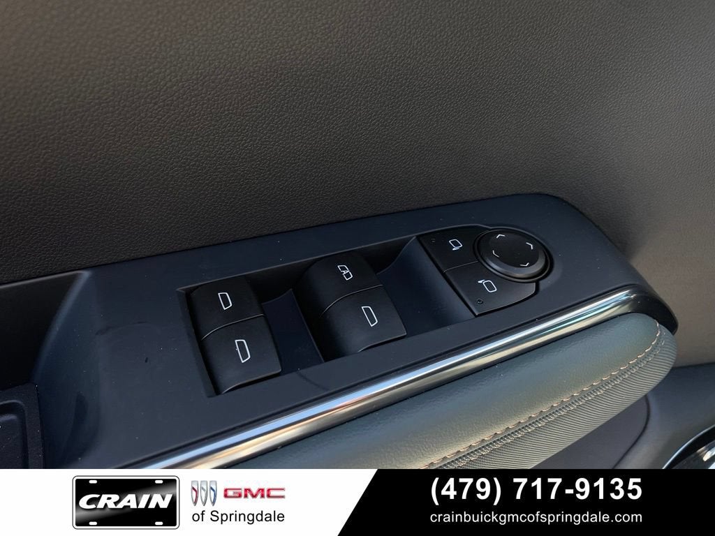 2027 GMC Acadia AT4