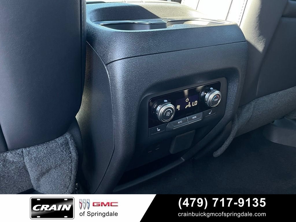 2027 GMC Acadia AT4
