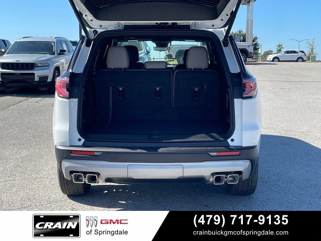 2027 GMC Acadia Elevation