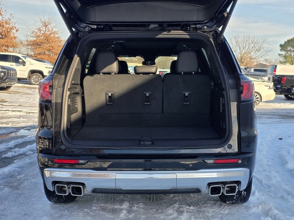 2025 GMC Acadia Denali