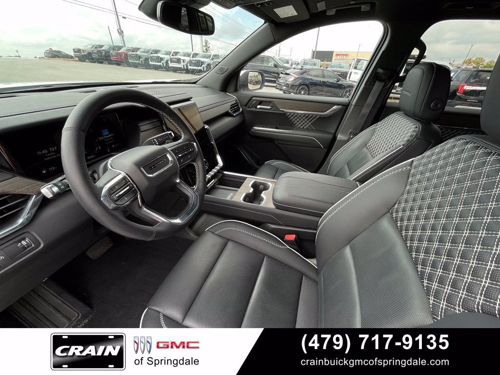 2025 GMC Acadia Denali