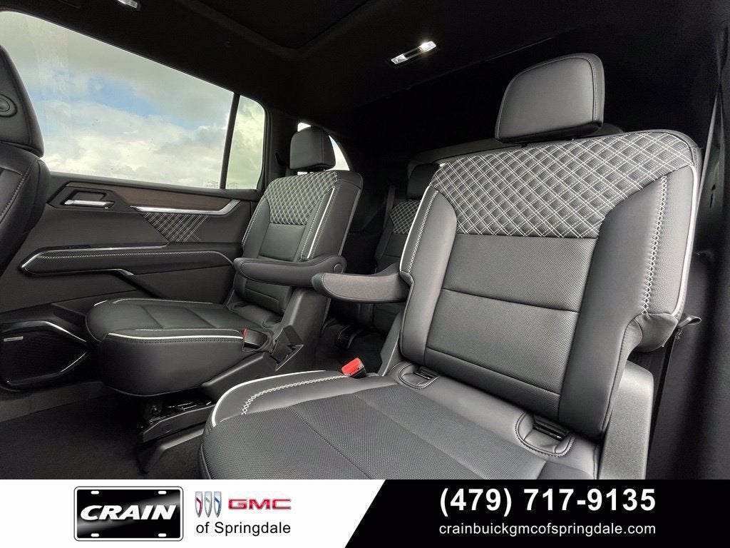 2025 GMC Acadia Denali