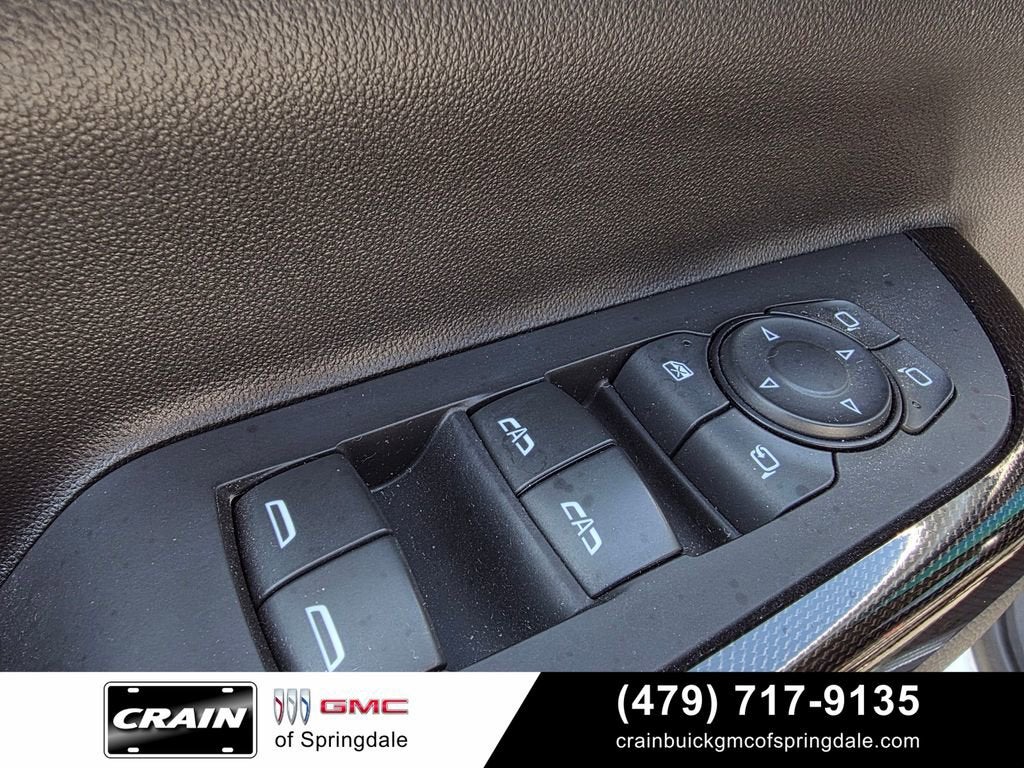 2023 GMC Acadia AT4