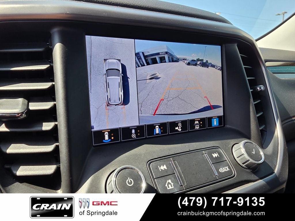 2023 GMC Acadia AT4
