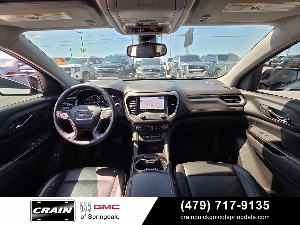 2023 GMC Acadia AT4