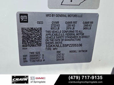 2023 GMC Acadia AT4