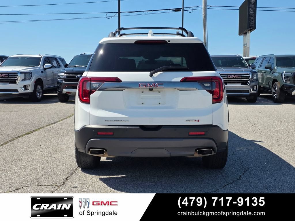 2023 GMC Acadia AT4