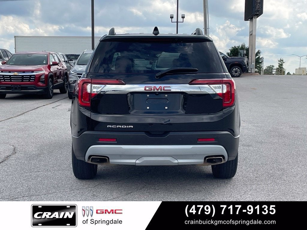 2023 GMC Acadia SLT