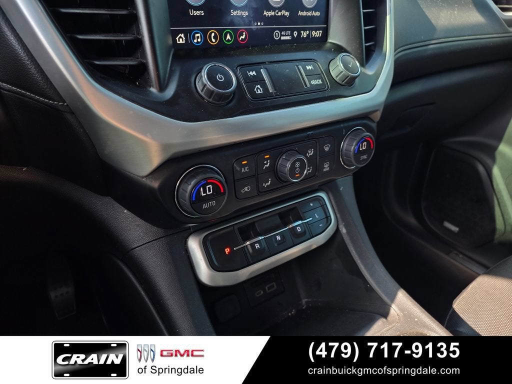 2023 GMC Acadia SLT