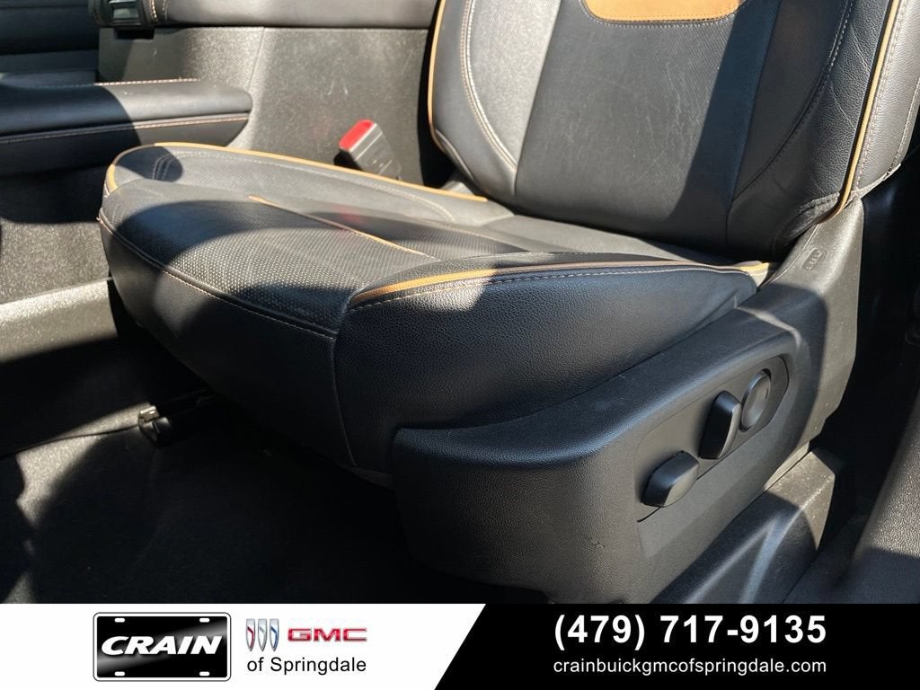 2022 GMC Yukon XL AT4