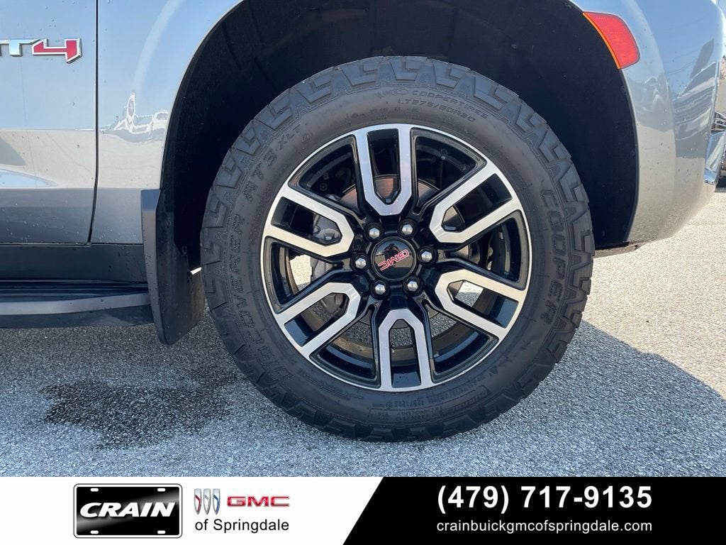 2022 GMC Yukon XL AT4