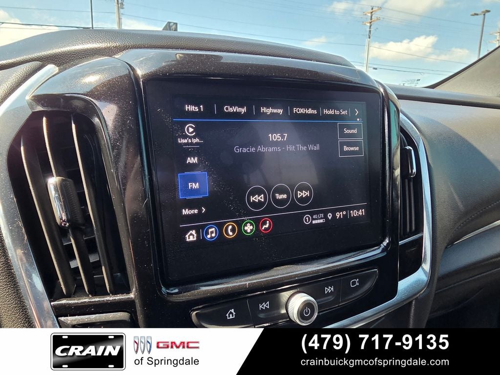 2023 Chevrolet Traverse LT Cloth