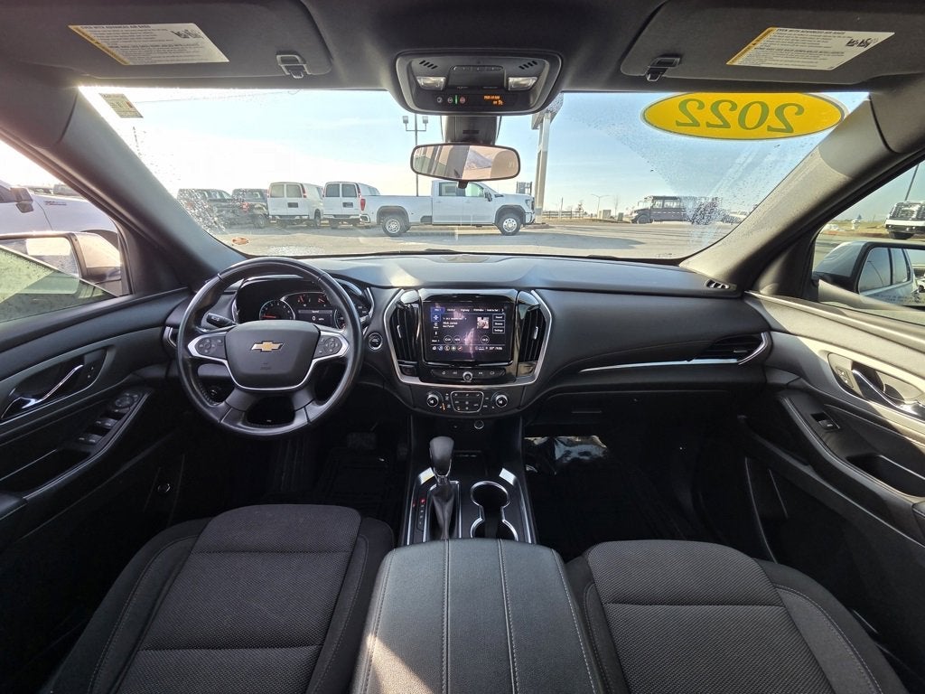 2022 Chevrolet Traverse LT Cloth