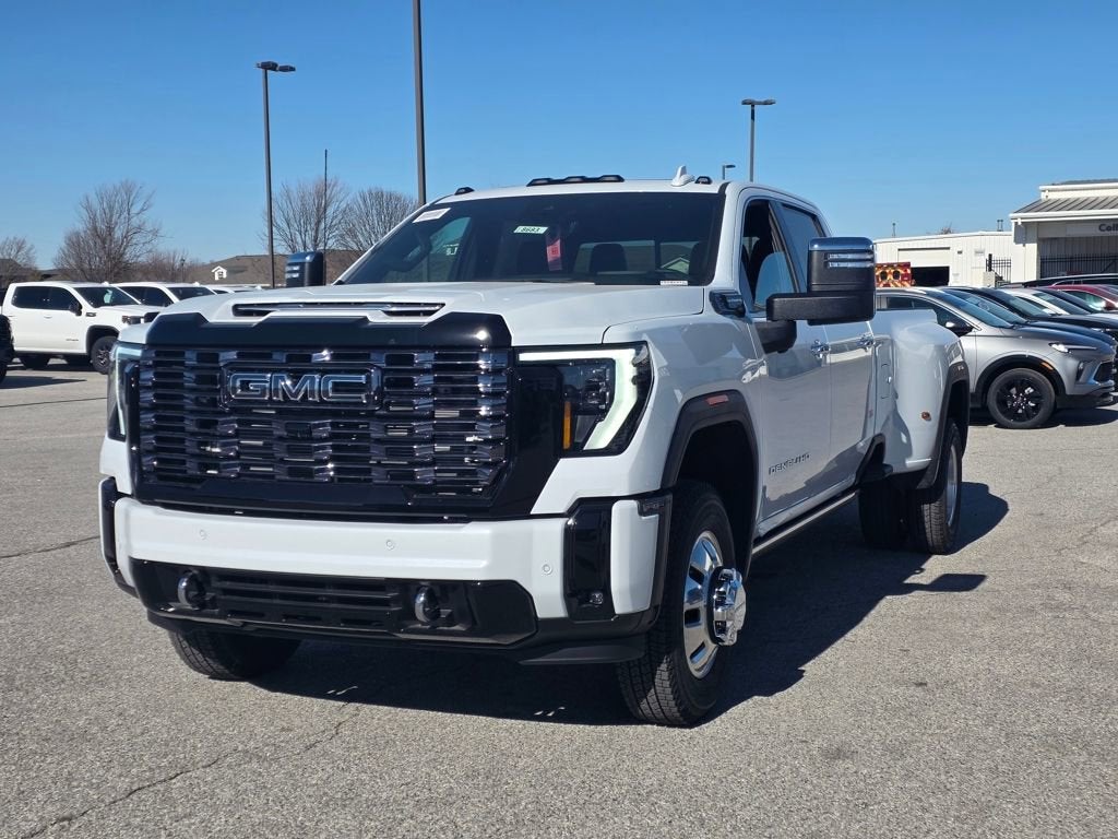 2026 GMC Sierra 3500 HD Denali Ultimate DRW