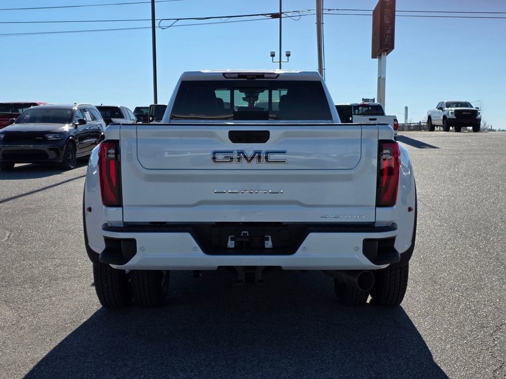 2026 GMC Sierra 3500 HD Denali Ultimate DRW