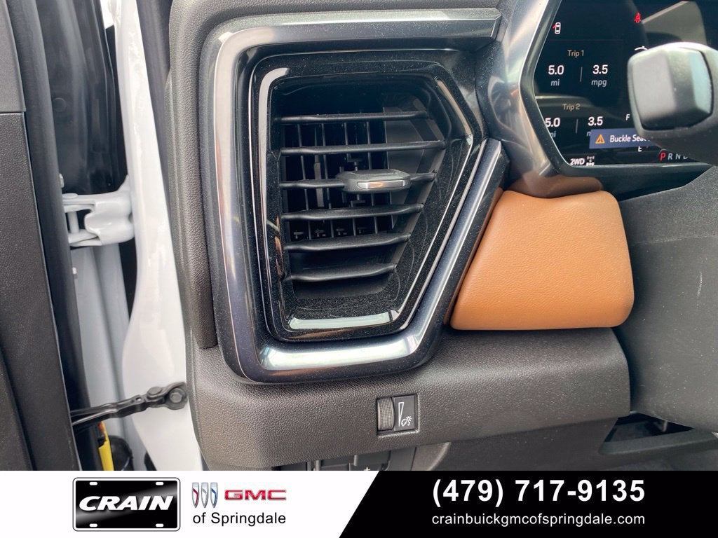 2026 GMC Canyon AT4 - Photo 18