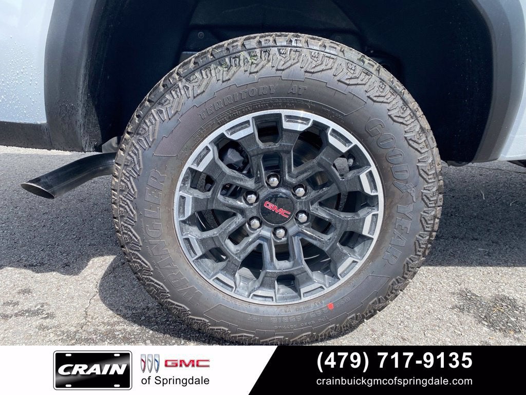 2026 GMC Canyon AT4 - Photo 9