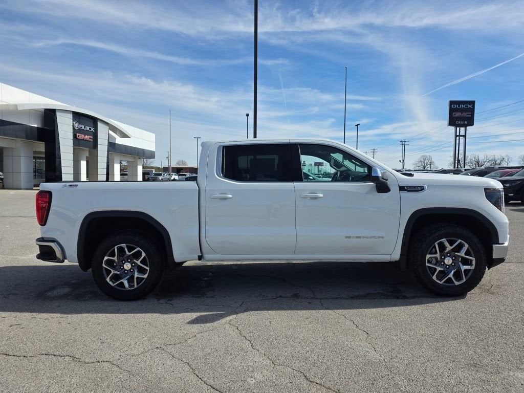 2026 GMC Sierra 1500 SLE