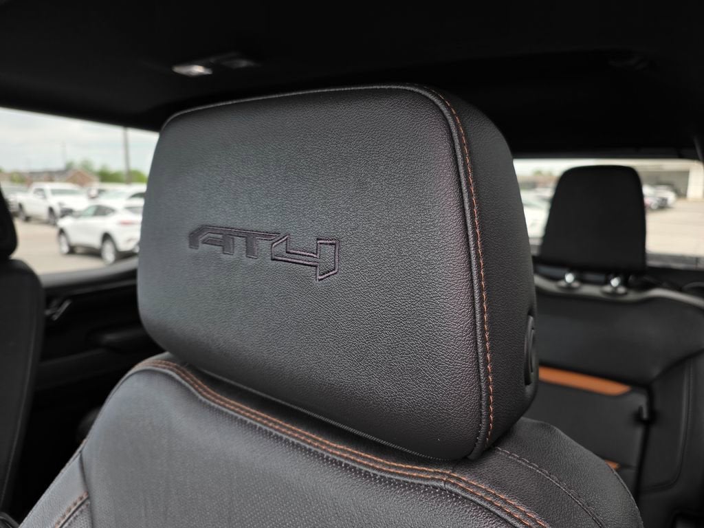 2023 GMC Sierra 1500 AT4