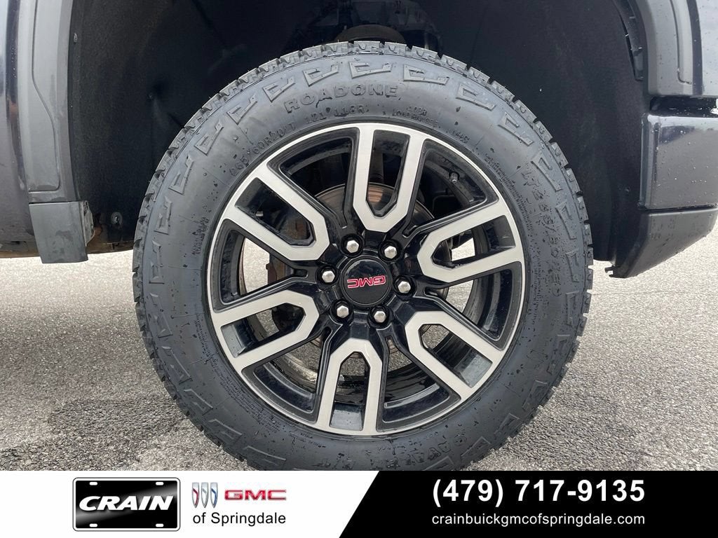 2025 GMC Sierra 1500 AT4