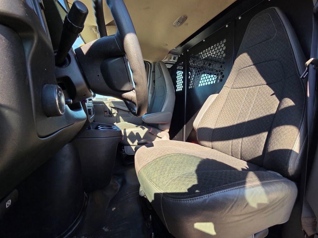 2023 GMC Savana Cargo 2500 Work Van