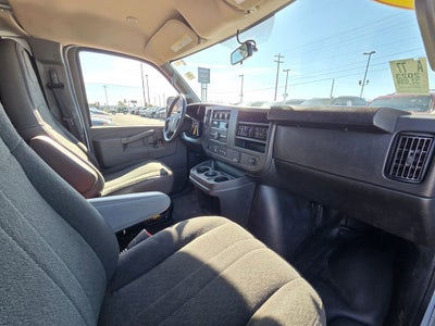 2023 GMC Savana Cargo 2500 Work Van